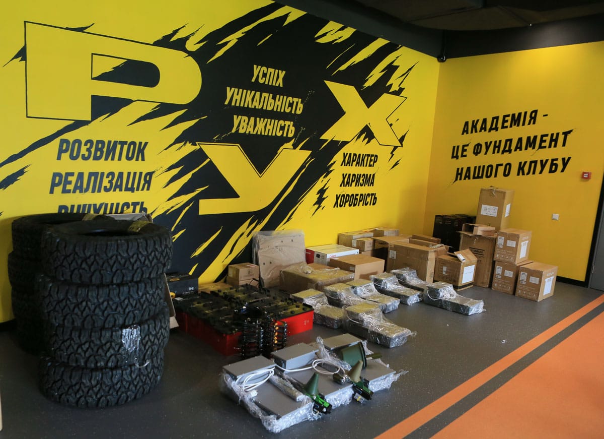 10 systemów antylancetowych Zozulka i innego sprzętu rolniczego od FC Rukh i Hryhoriya Kozlovsky'ego